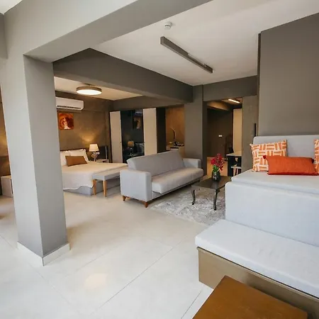 Guney House By Safiya *