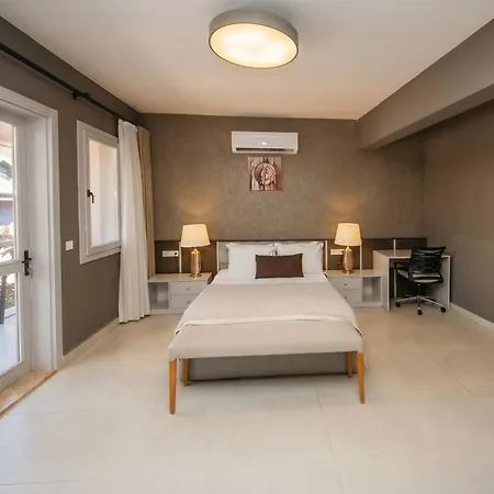 Guney House By Safiya *
