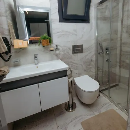Guney House By Safiya Hotel *